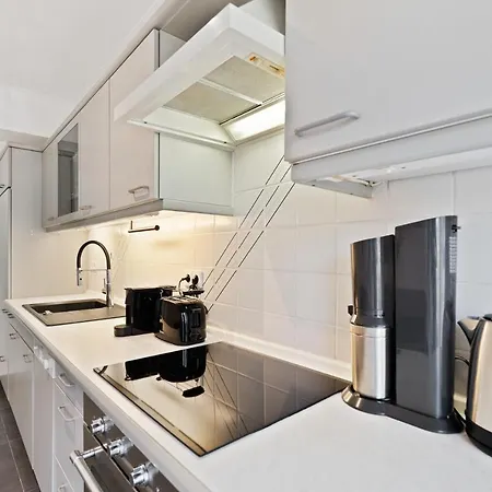 Charming 1br Apt W/ Terrace & 5 Min Drive To City * לוקסמבורג