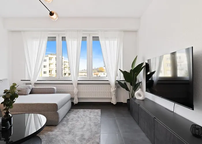 Apartamento Charming 1br Apt W/ Terrace & 5 Min Drive To City Luxemburgo