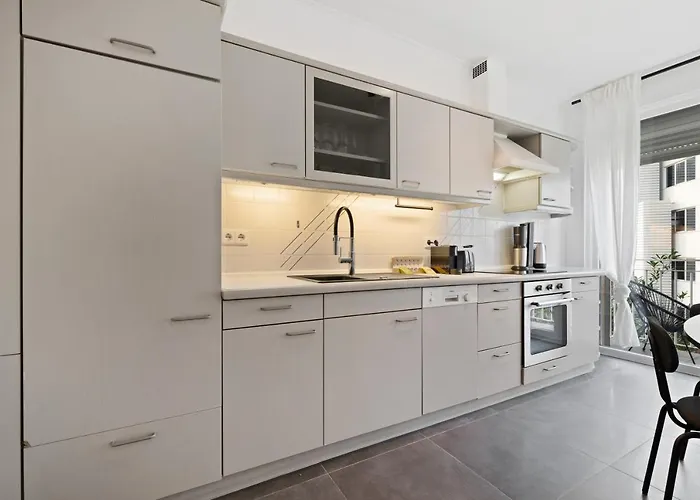 Charming 1br Apt W/ Terrace & 5 Min Drive To City Apartamento *