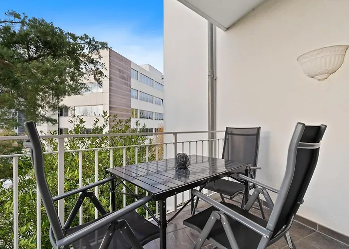 Charming 1br Apt W/ Terrace & 5 Min Drive To City Luxemburgo