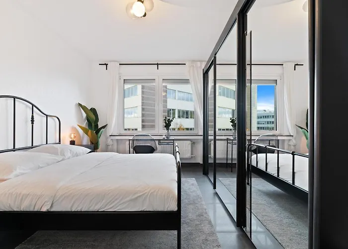 Charming 1br Apt W/ Terrace & 5 Min Drive To City Apartamento Luxemburgo