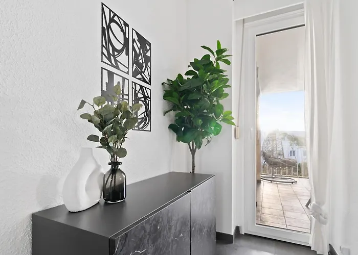 Charming 1br Apt W/ Terrace & 5 Min Drive To City Luxemburgo