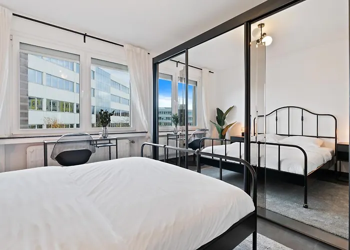 Διαμέρισμα Charming 1br Apt W/ Terrace & 5 Min Drive To City